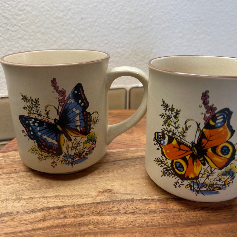 Vintage Viking stoneware Butterfly Set of‎ 2 Coffee Mugs Made in Korea